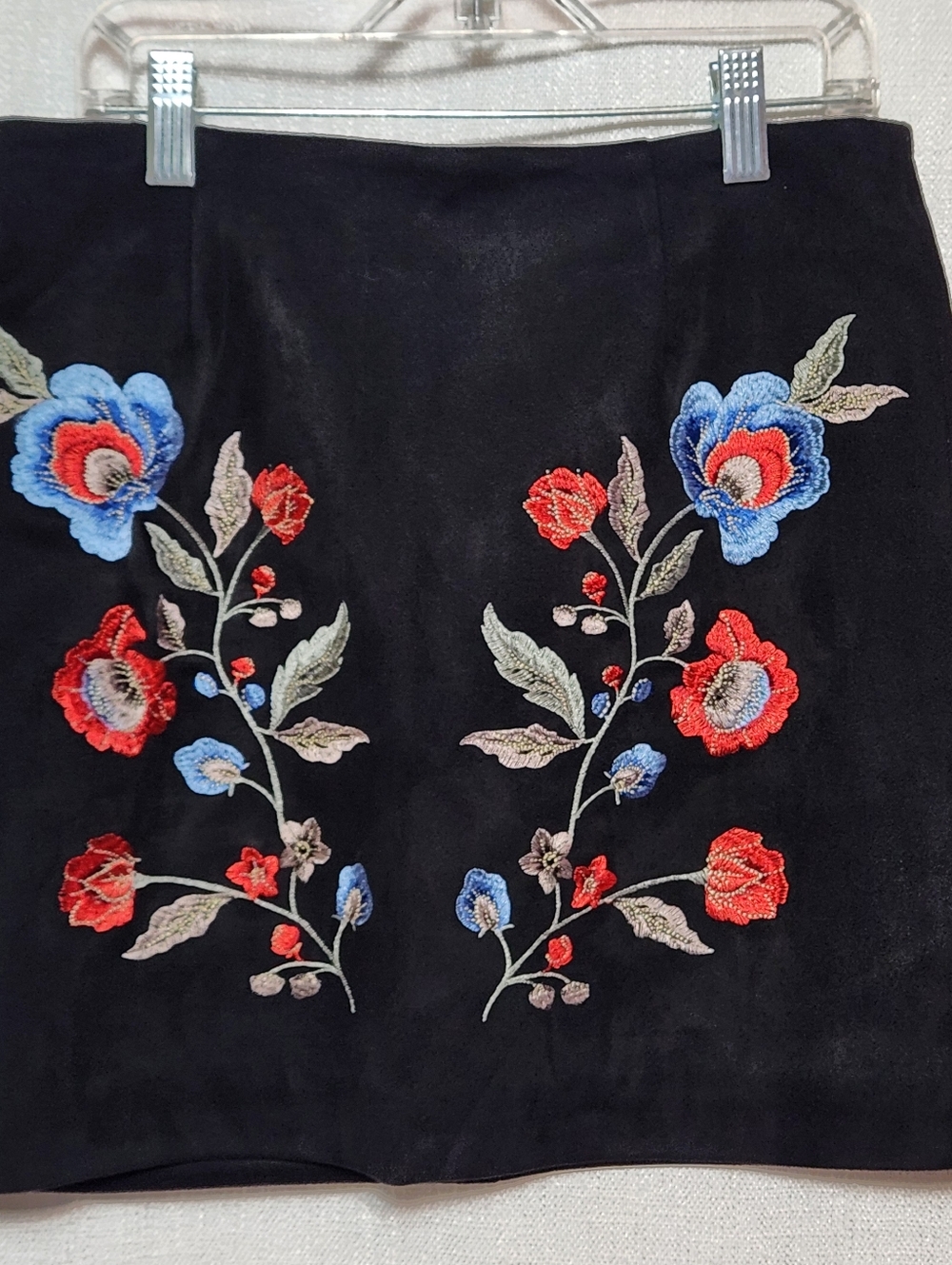 Vintage Forever 21 Skirt Black Faux Suede Floral Embroidered Zip Small